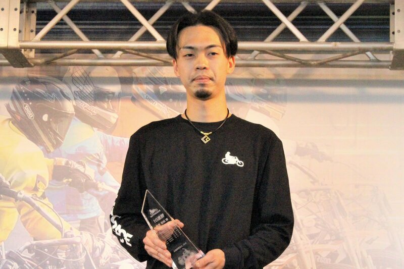 【浜松オート・ＳＧ日本選手権】栗原佳祐が１０連勝賞で表彰「ヘルメットをかぶると熱くなるけど、冷静に」