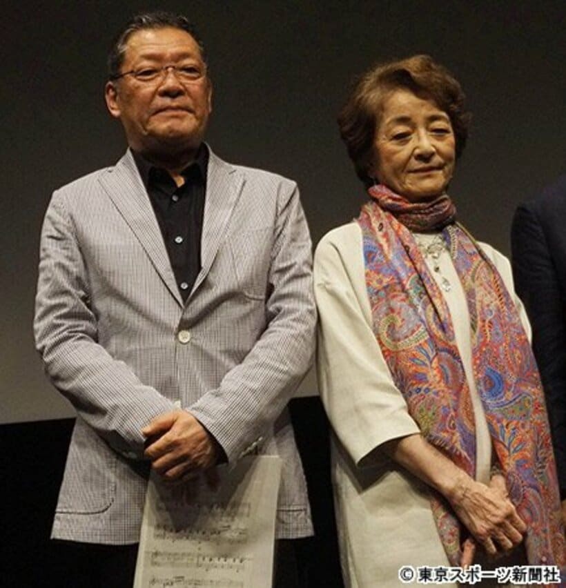 「ちちぶ映画祭２０１６」に出席した倍賞千恵子（左）と夫で作曲家の小六禮次郎氏