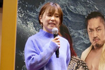 トークショーに登場した桜本あゆみ