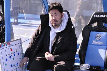 興国の六車拓也監督