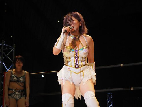 スターダム】沖縄満喫中の上谷沙弥 中野たむに屈辱の敗北を喫しノー