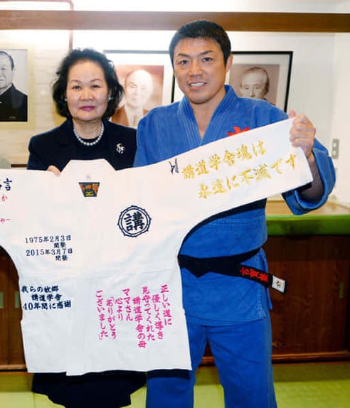 きれいな顔でした」元講道学舎会長・中山美恵子氏が古賀稔彦さんと対面