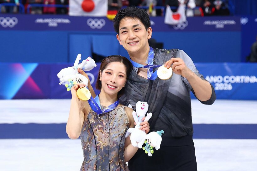 いまだ世界的な注目を集めている三浦璃来さん(左)と木原龍一さん
