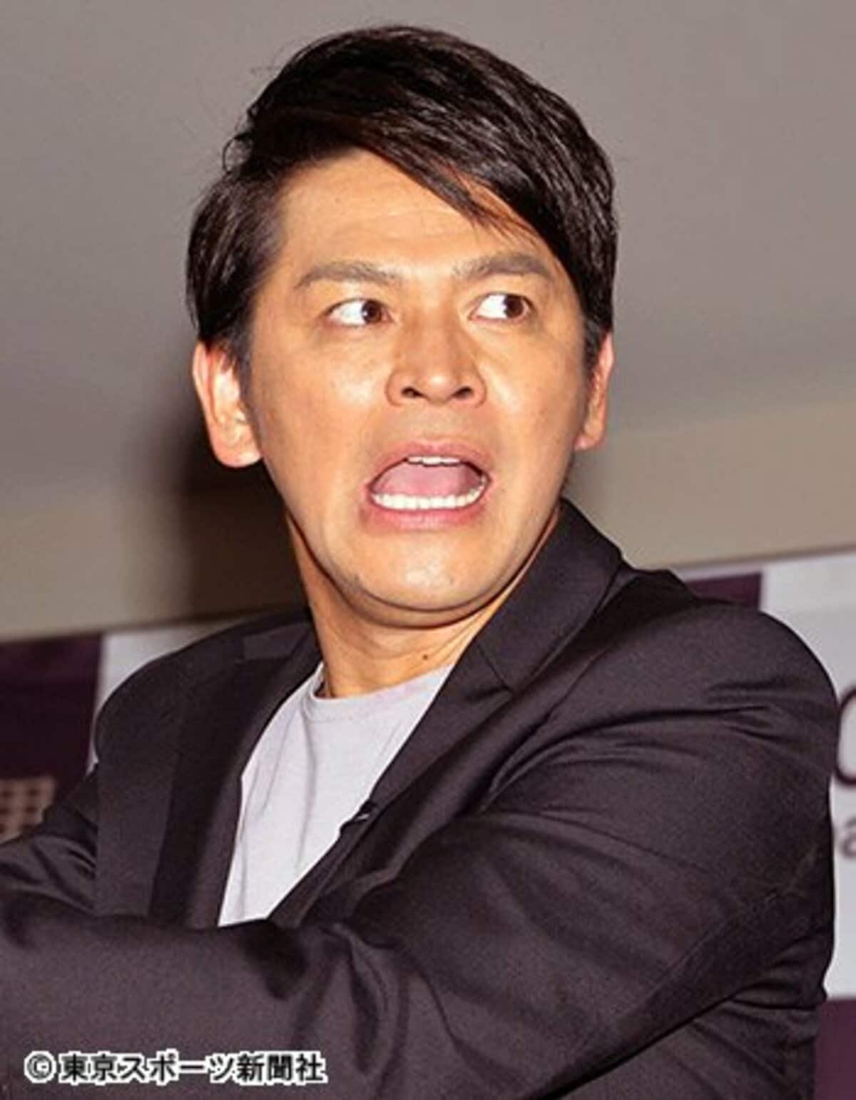 岡田 圭 右 離婚 理由