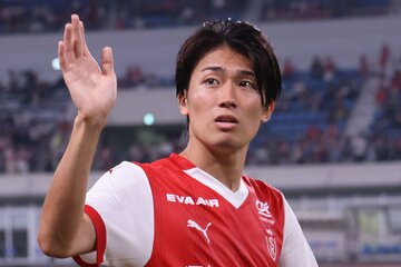 スタッド・ランスに在籍中のＭＦ中村敬斗