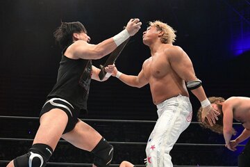 成田蓮（左）に襲撃された海野翔太