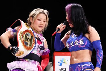 王者・笹村あやめ(左)に、思いの丈をぶつけるちゃんよた