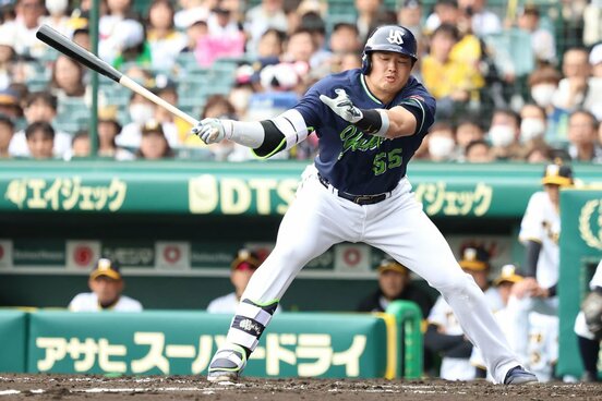 阪神戦では外角球に手こずったヤクルト・村上宗隆