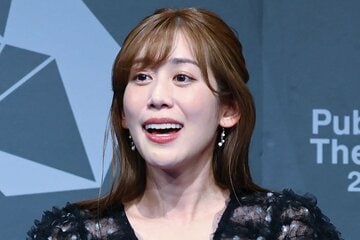 元NHKアナウンサーの中川安奈