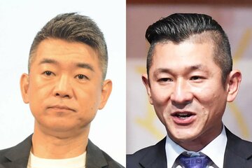 橋下徹氏(左)と笑い飯・哲夫