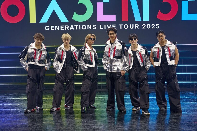 最終公演を行った「ＧＥＮＥＲＡＴＩＯＮＳ」（左から小森隼、白濱亜嵐、数原龍友、片寄涼太、佐野玲於、中務裕太）