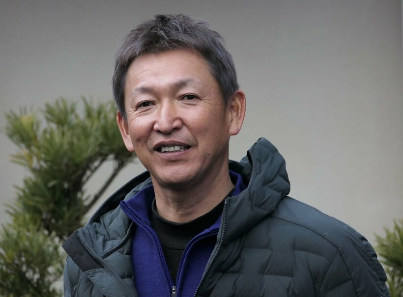  新人合同自主トレを視察した立浪監督