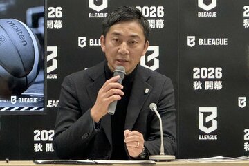 ドラフト概要発表会見に出席した島田慎二チェアマン