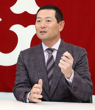  投手チーフコーチ補佐に就任した桑田氏（球団提供）