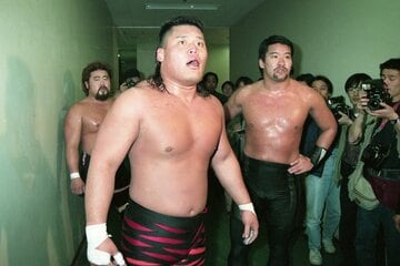 アピールする天山（１９９５年２月）