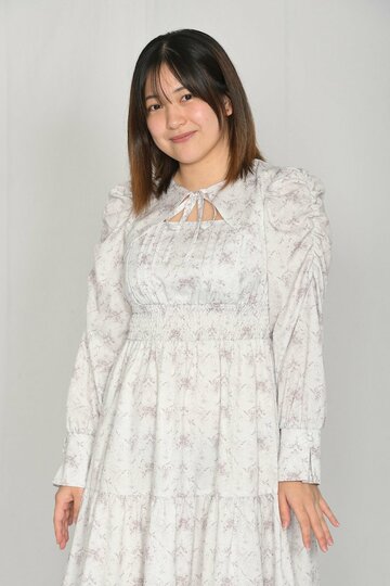 横羽まい