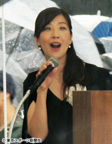 イベントの司会を務めた半井小絵