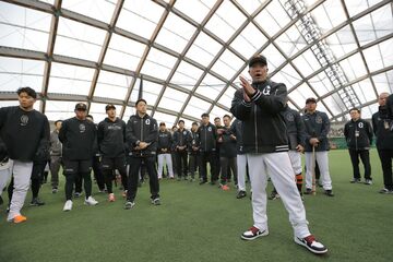 巨人キャンプでハラスメント防止講習会が行われた