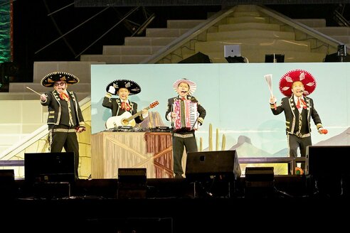 ケツメイシ〝メキシコ旋風〟ライブ 今後はコミックバンドか紅白か…1万 