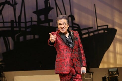 鳥羽一郎が40周年記念コンサート「50年を目指して、体を鍛えて