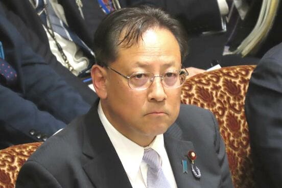 厳重注意された関文科相