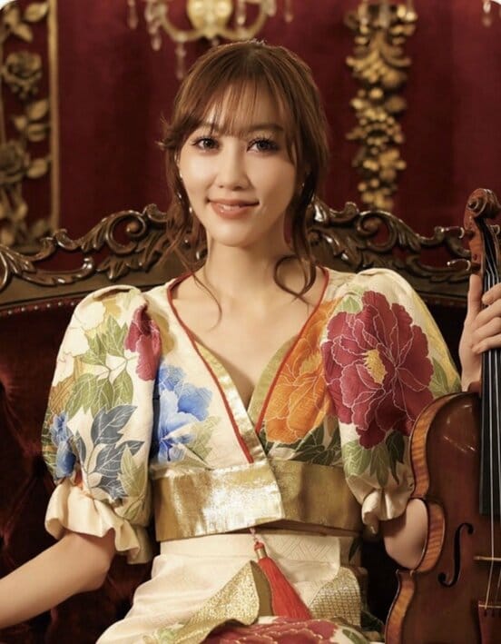 ヴァイオリニストの末延麻裕子
