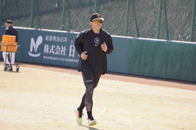 ランニングする大勢