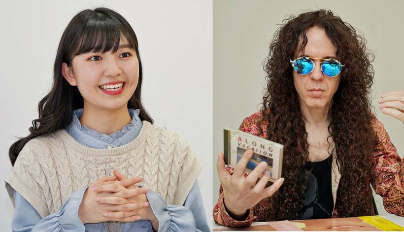  「恋みたいな感じかも」と島倉(左)。「君は天然色」が入ったアルバムに興味津々のマーティ