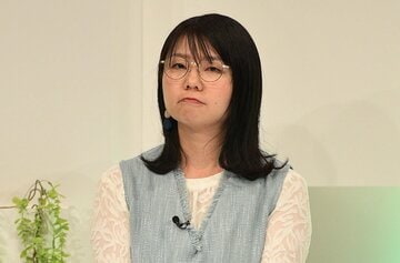 山崎ケイ