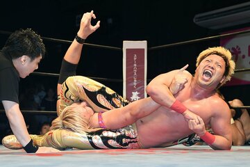 綾部蓮を絞めて勝利した宮原健斗