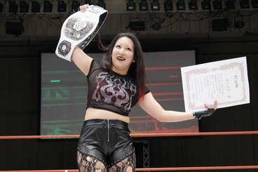 叶ミクを下して初防衛を果たしたROSEワールド王者・Riko(©博文社)