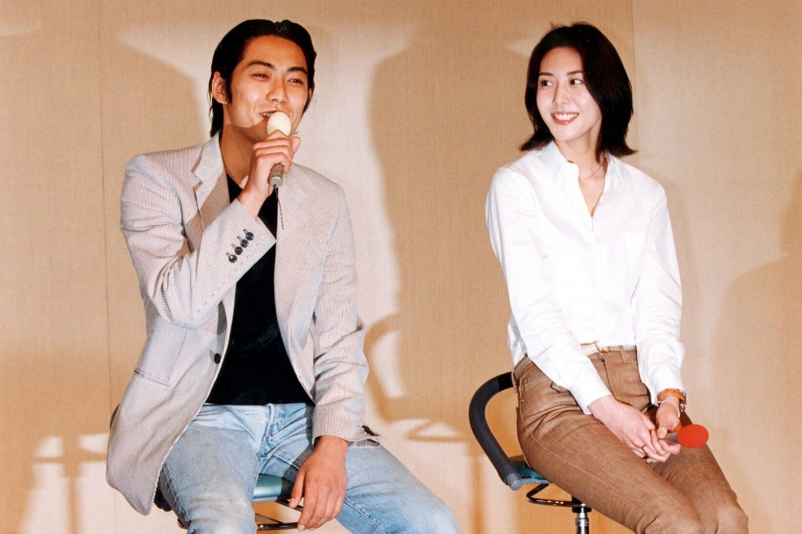 反町隆史と松嶋菜々子の結婚会見（２００１年）