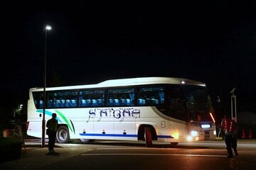 予定時間を大幅に遅れて到着したバス