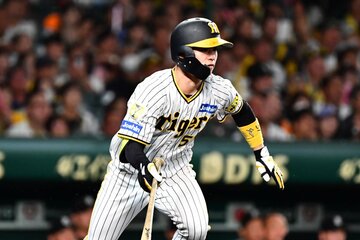 3回、右前適時打を放った中野拓夢