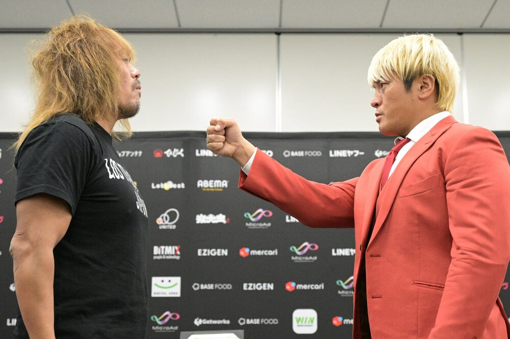 内藤哲也(左)と拳王