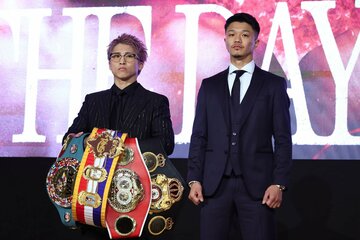 井上尚弥（左）と中谷潤人