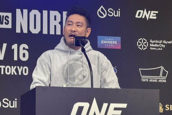 会見に出席したチャトリCEO