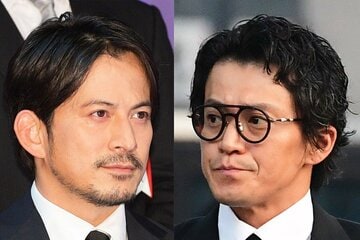 岡田准一（左）と小栗旬