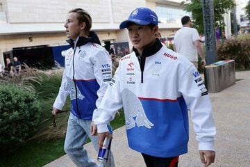 ローソン（左）と角田（ロイター）