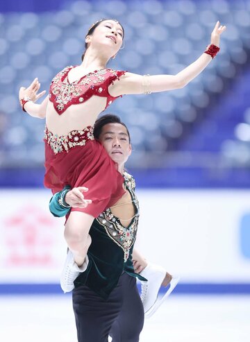  また一歩、北京五輪に前進した村元(上)と高橋（東スポWeb）
