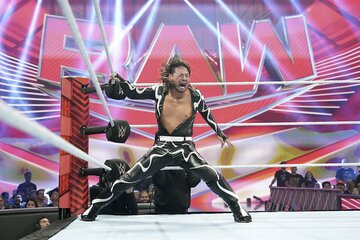 キンシャサ発射前、たぎりにたぎる中邑真輔（©2023 WWE, Inc. All Rights Reserved.）