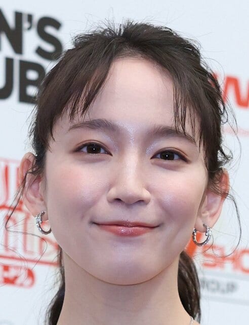 吉岡里帆 本田翼のSNS人気に絶句「やばっ！ すごっ！」 | 東スポWEB