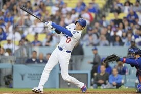 強振する大谷(ロイター)