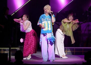 愛知・名古屋市でコンサートを行った辰巳ゆうと(中)