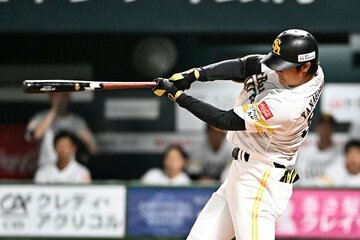 ３回、ソロ本塁打を放ったソフトバンク・柳町達