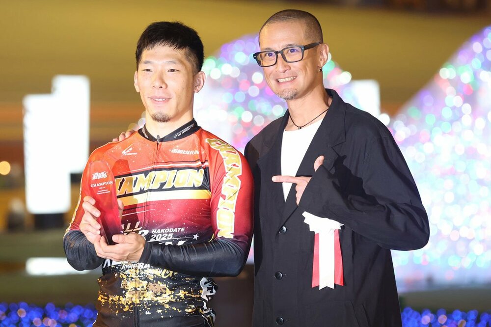 知らぬ間に坊主になっていた松岡昌宏
