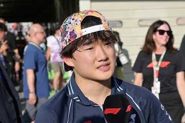 角田裕毅（カメラ・秋山昌輝）