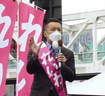 聴衆に訴えた山本太郎氏（東スポWeb）