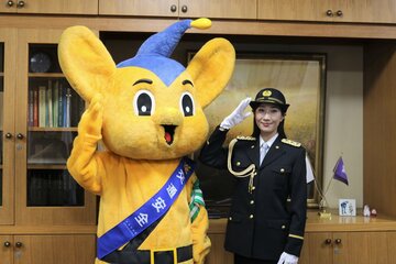 椎名佐千子とピーポくん