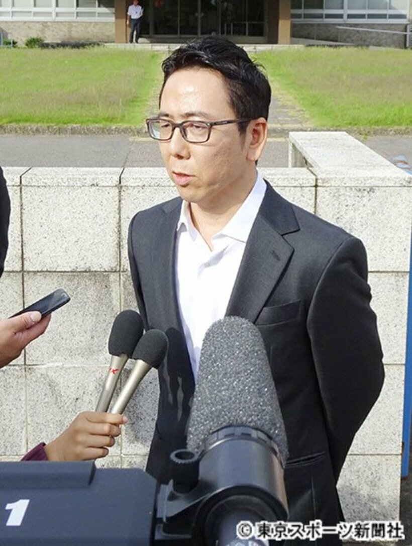  取材に応じた遠藤和宏弁護士